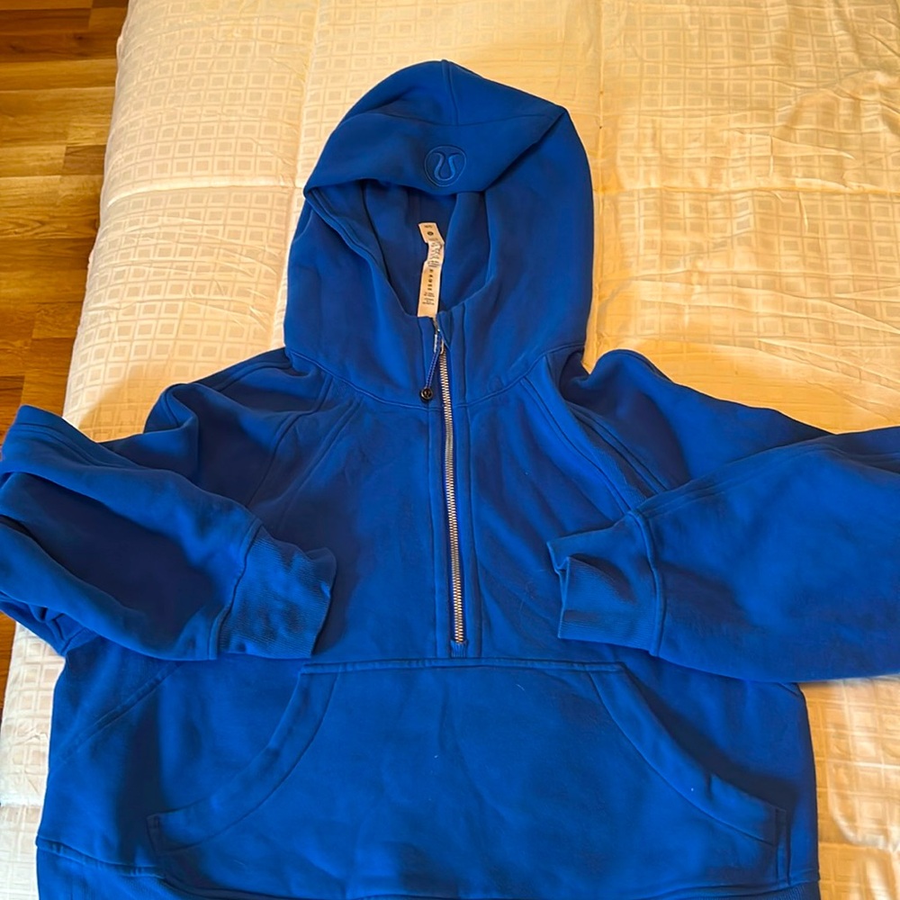 Almost new crop Lululemon hoodie